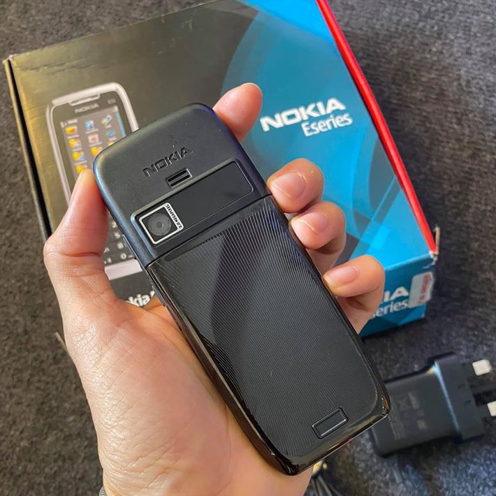 ĐIỆN THOẠI NOKIA E51 ZIN FULLBOX CHÍNH HÃNG