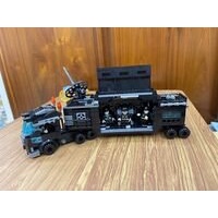 Đồ chơi lắp ráp biệt đội cảnh sát SWAT gồm Xe cảnh  sát , Robot robotech , Máy bay chiến đấu
