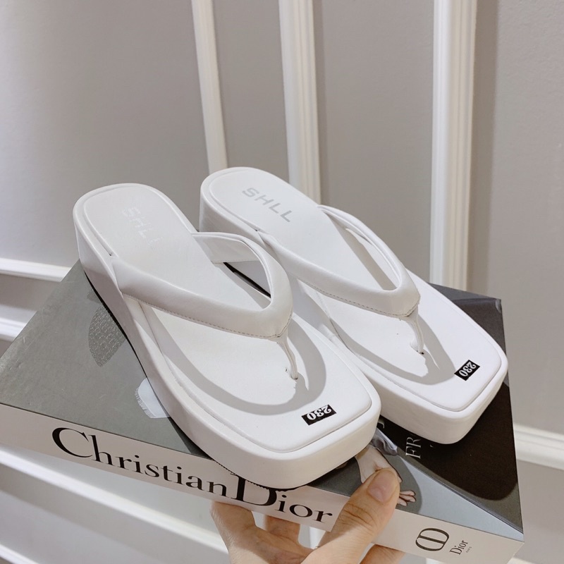 Dép bánh mì xỏ ngón cao 5cm