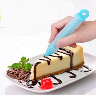 Bút bóp kem, nước sốt tạo hình trên bánh, đồ ăn