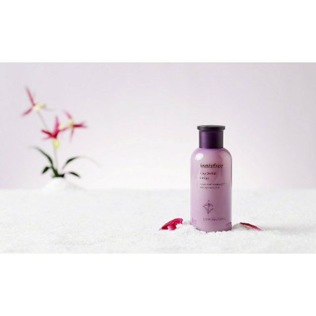 Sữa Dưỡng trắng da .Trẻ Hóa Làn Da Chiết Xuất Hoa Lan innisfree Jejuorchid Lotion