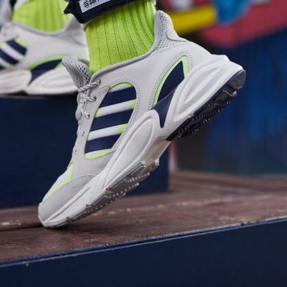 Giày thể thao nam Adidas 90S Valasion