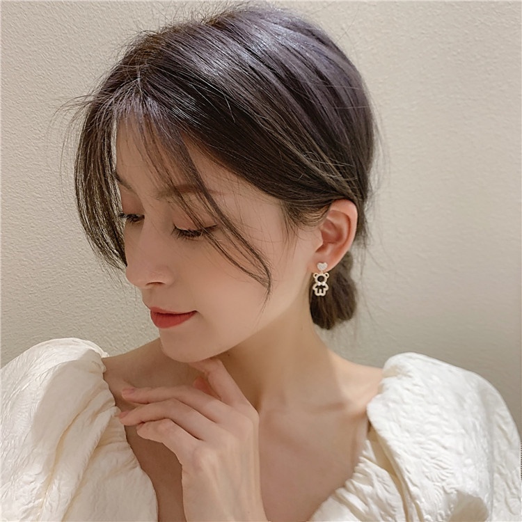 Khuyên Tai Hình Gấu Đính Ngọc Trai Xinh Xắn