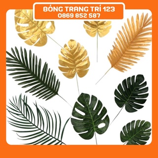 Lá cây giả dùng để trang trí