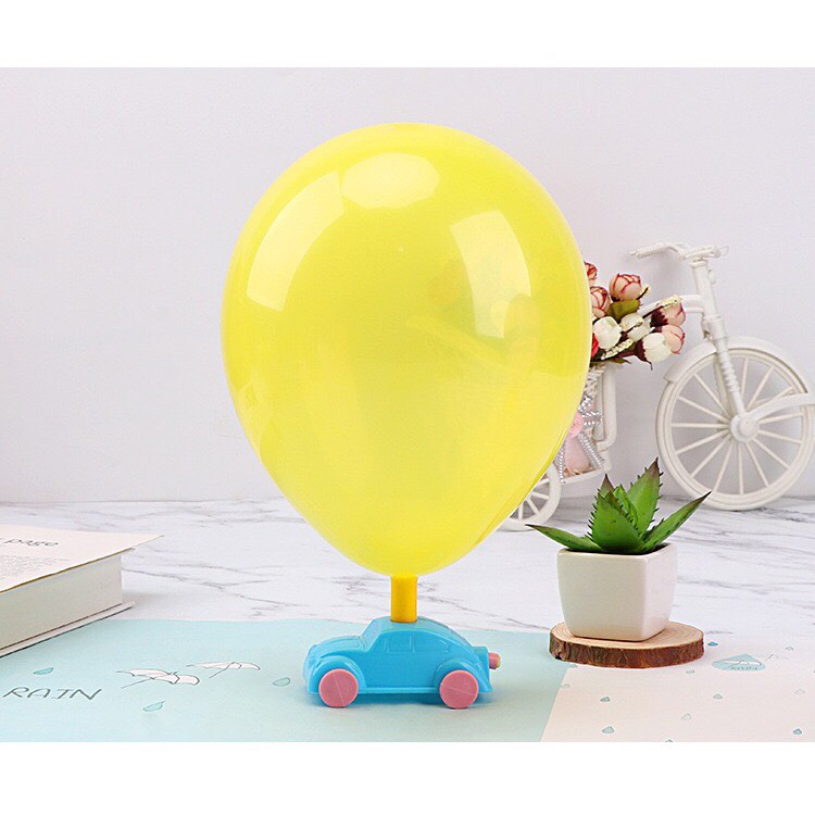 Đồ chơi xe ô tô bơm bong bóng bay độc đáo lạ mắt dành cho bé