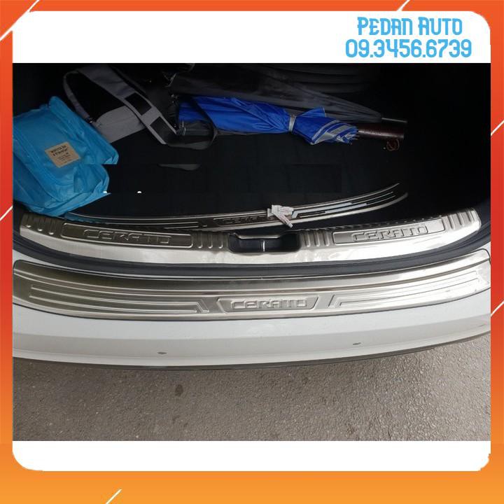 Chống trầy cốp xe Kia Cerato 2019 2020 2021 mẫu inox