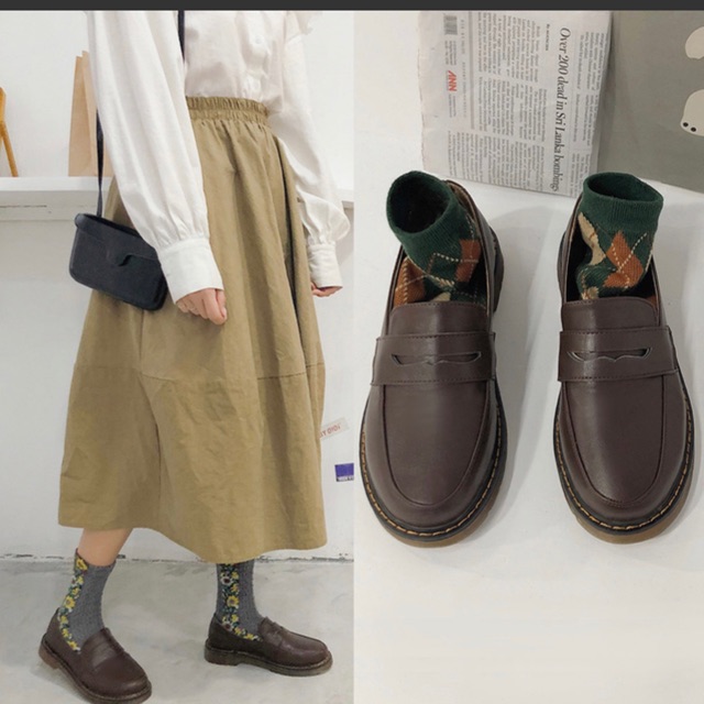 Giày moca viền chỉ