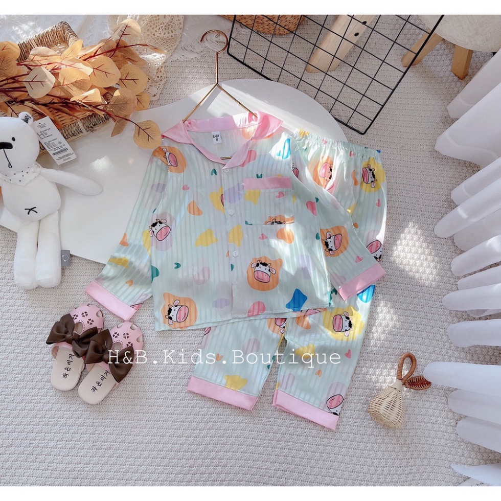 Bộ gấm satin bò sữa size nhỡ bé gái