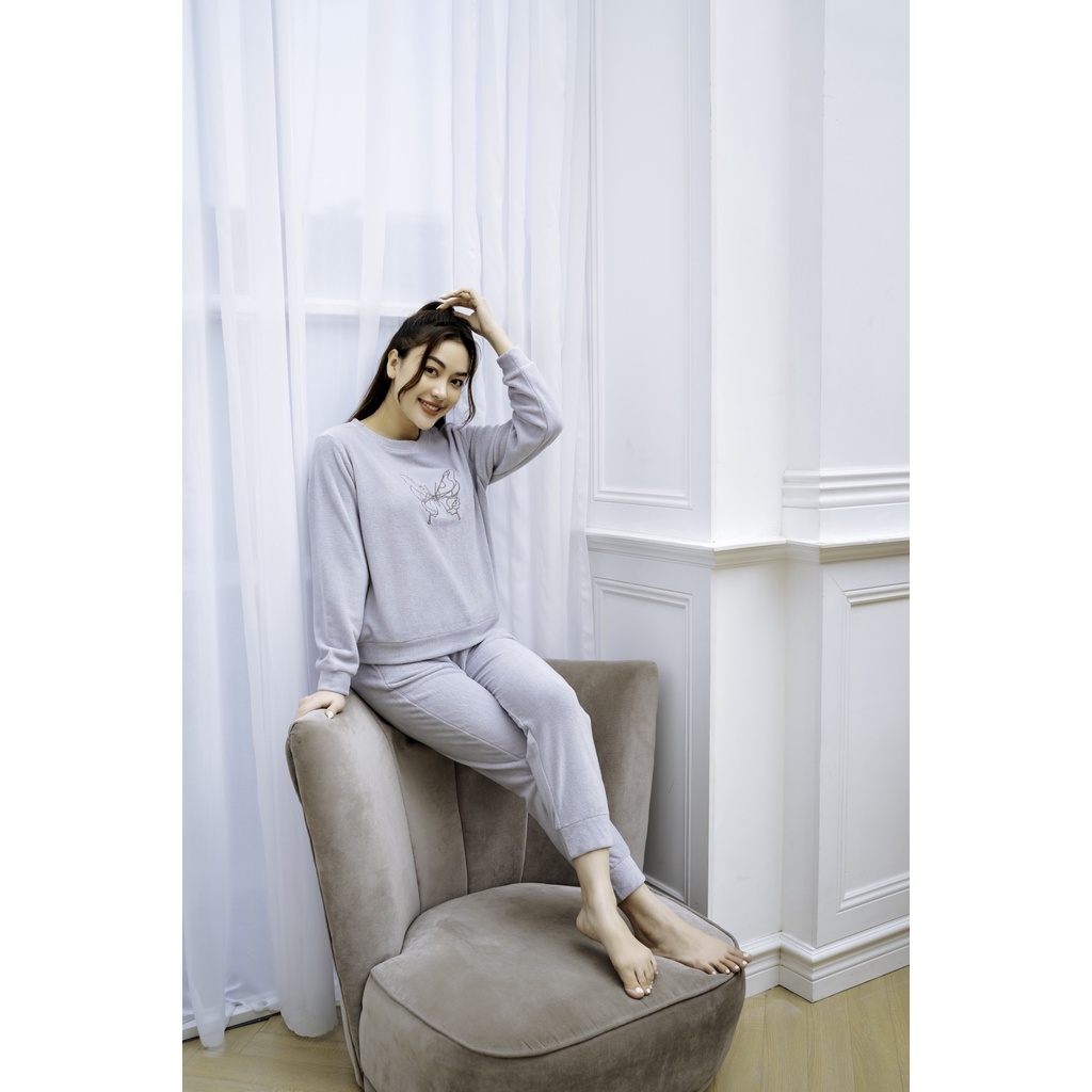 Bộ mặc nhà áo dài tay quần dài Winny 21504 Giá 589,000đ