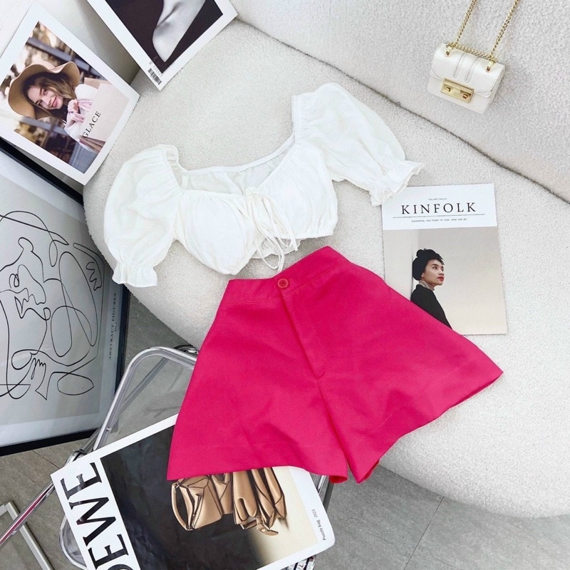 Set áo kiểu croptop nhún ngực tay bồng/phồng trắng kèm quần short ngắn hồng cánh sen, thời trang nữ đi chơi dạo phố