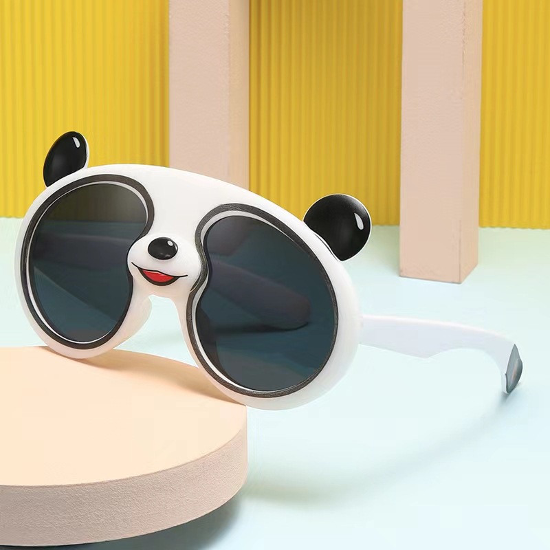 Kính Mát Silicon Hình Gấu Trúc Thời Trang Cho Bé (24h)
