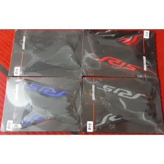 Miếng dán chống trượt bình xăng Yamaha R15 V2 V3