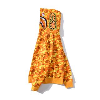 Áo hoodie Bape C06591
cá tính