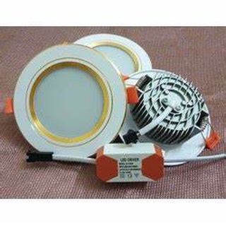 Đèn âm trần đúc 7w 3 màu. viền vàng - viền bạc