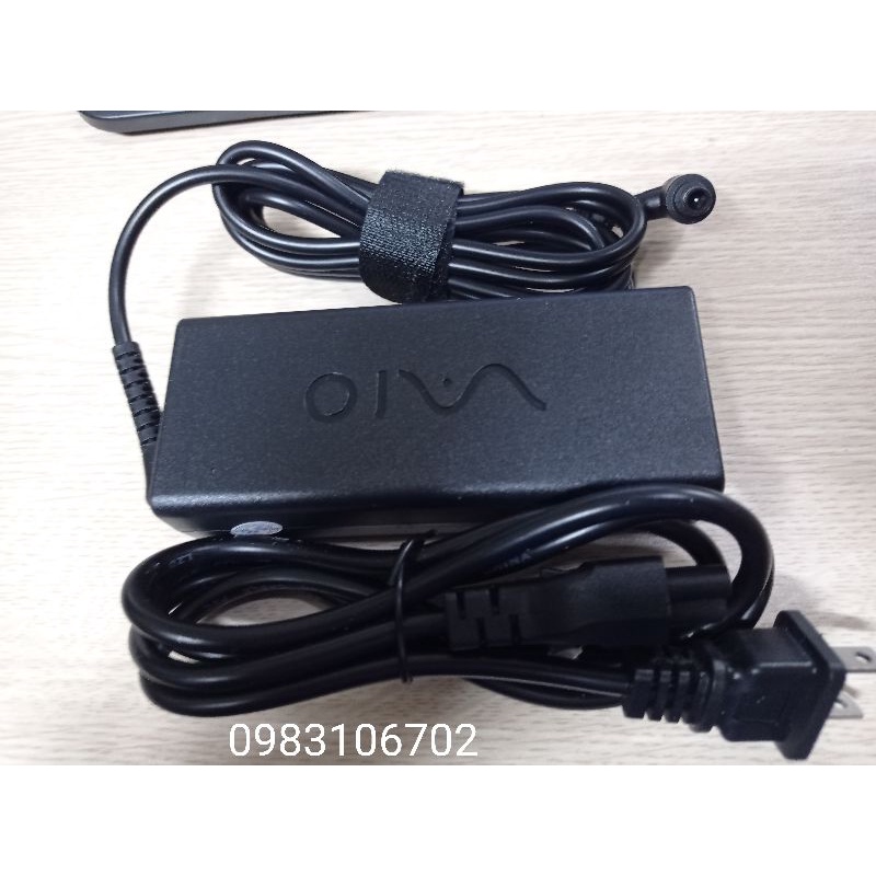 Sạc laptop Sony Vaio 19.5v-4.7a zin có logo in chìm