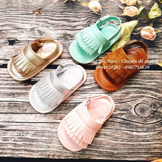 Sandal tập đi chống trượt cho bé gái