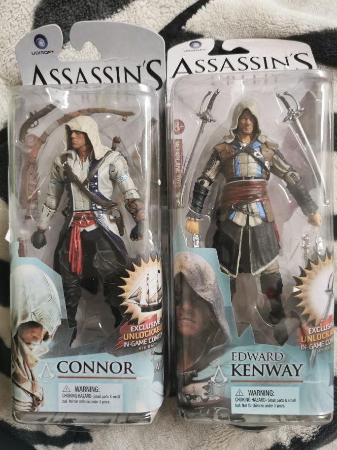 Mô Hình Nhân Vật Connor Haytham Edward Kenway Mohawk Trong Game Assassin Creed Series 4 15CM