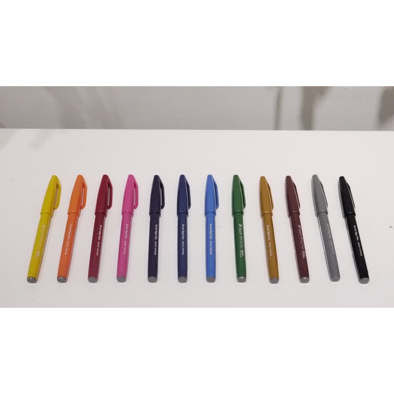 Bút Viết Thư Pháp Pentel Sign Brush 12 Màu Cơ Bản