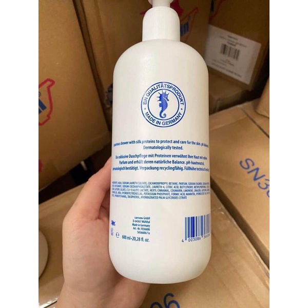 SỮA TẮM CÁ NGỰA mẫu mới 600ml - HÀNG CHUẨN ĐỨC ( ko phải hàng chuẩn Đức về các chị trả lại em)