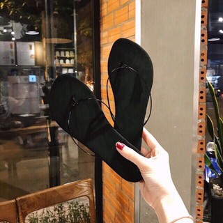 Dép kẹp quai mảnh đen