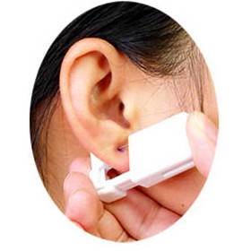 Bộ dụng cụ bấm lỗ khuyên tai / mũi / môi sử dụng một lần bộ dụng cụ xỏ lỗ tai vô trùng dùng một lần