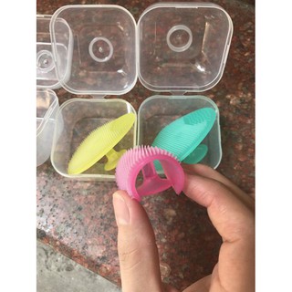 MB1988 Miếng gội đầu cho bé