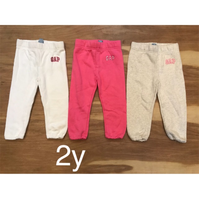 Quần nỉ GAP bé gái(2y)