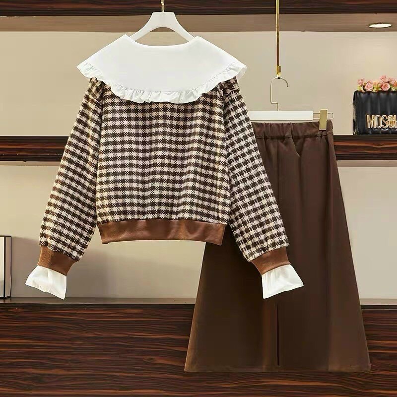 SET ÁO CARO CỔ SEN TO CHÂN VÁY NÂU