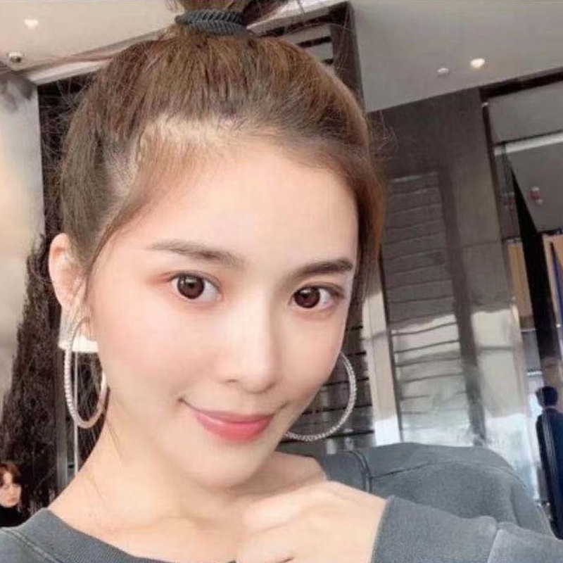 Khuyên Tai Kim Loại Cường Điệu Đính Đá Phong Cách Âu Mỹ