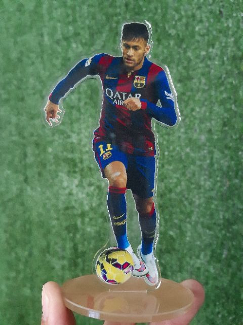 Mô hình cầu thủ bóng đá Neymar