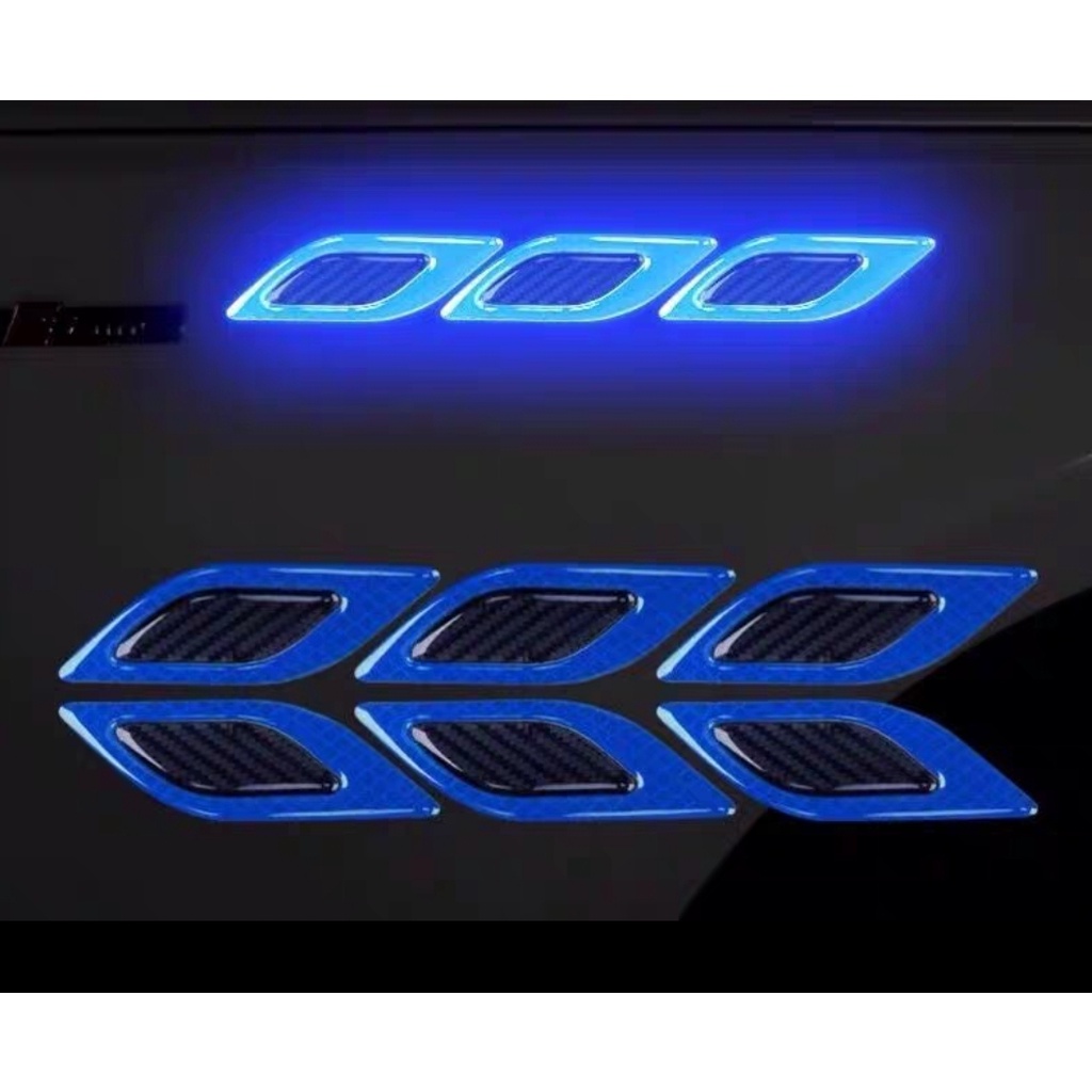 Miếng tem decal phản quang mũi tên dán xe ô tô