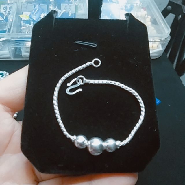Lắc tay bạc ta cho bé