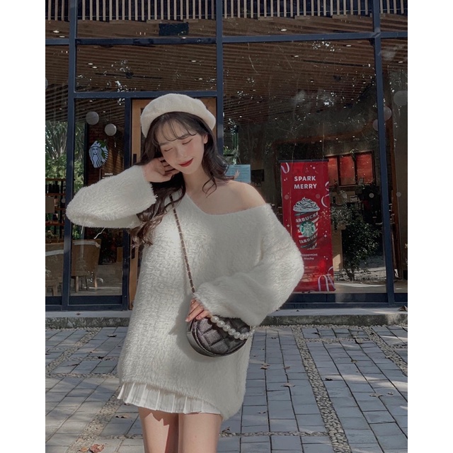 Áo len lông cổ tròn măc đuoc lệch vai | BigBuy360 - bigbuy360.vn