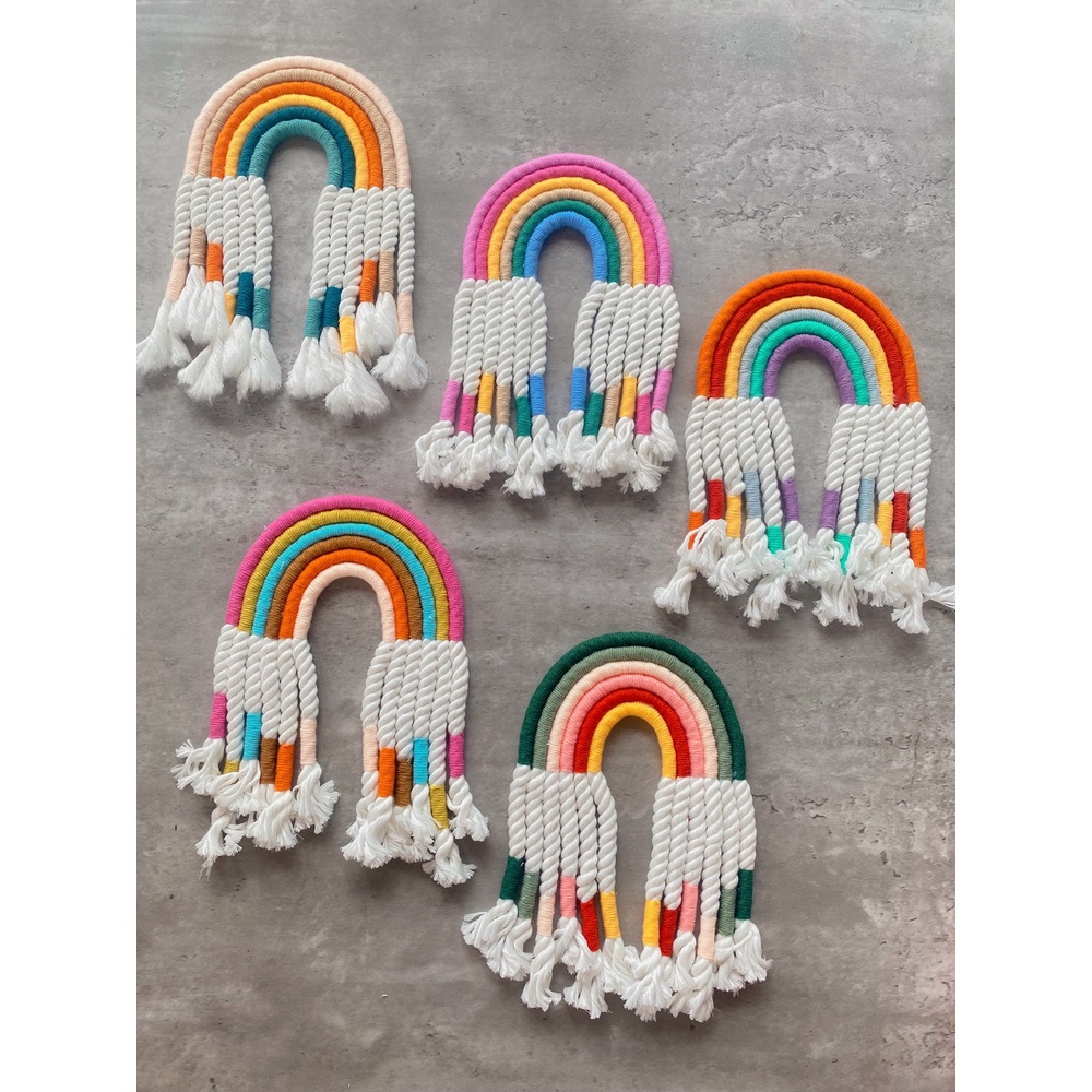 Cầu vồng dài 25cm macrame treo tường, decor phòng
