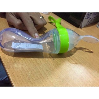 BÌNH THÌA ĂN DẶM SILICON LOẠI 1 đút sữa đút cháo dung tích 90ml có nắp chống tràn tiện lợi an toàn cho bé