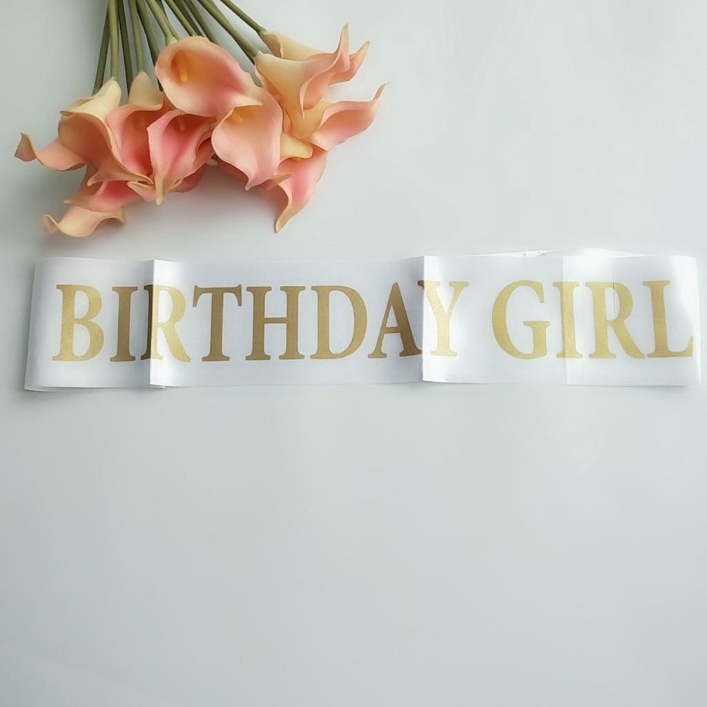 Băng đeo chéo vai in chữ Birthday phong cách công chúa dùng cho tiệc sinh nhật
