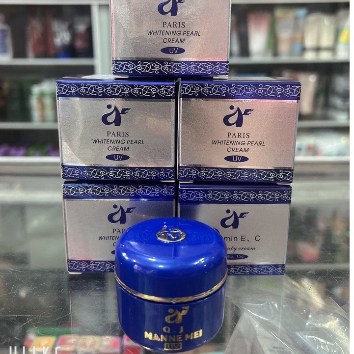 Kem dưỡng trắng da Vitamin E, C MANNE MEI 15gr