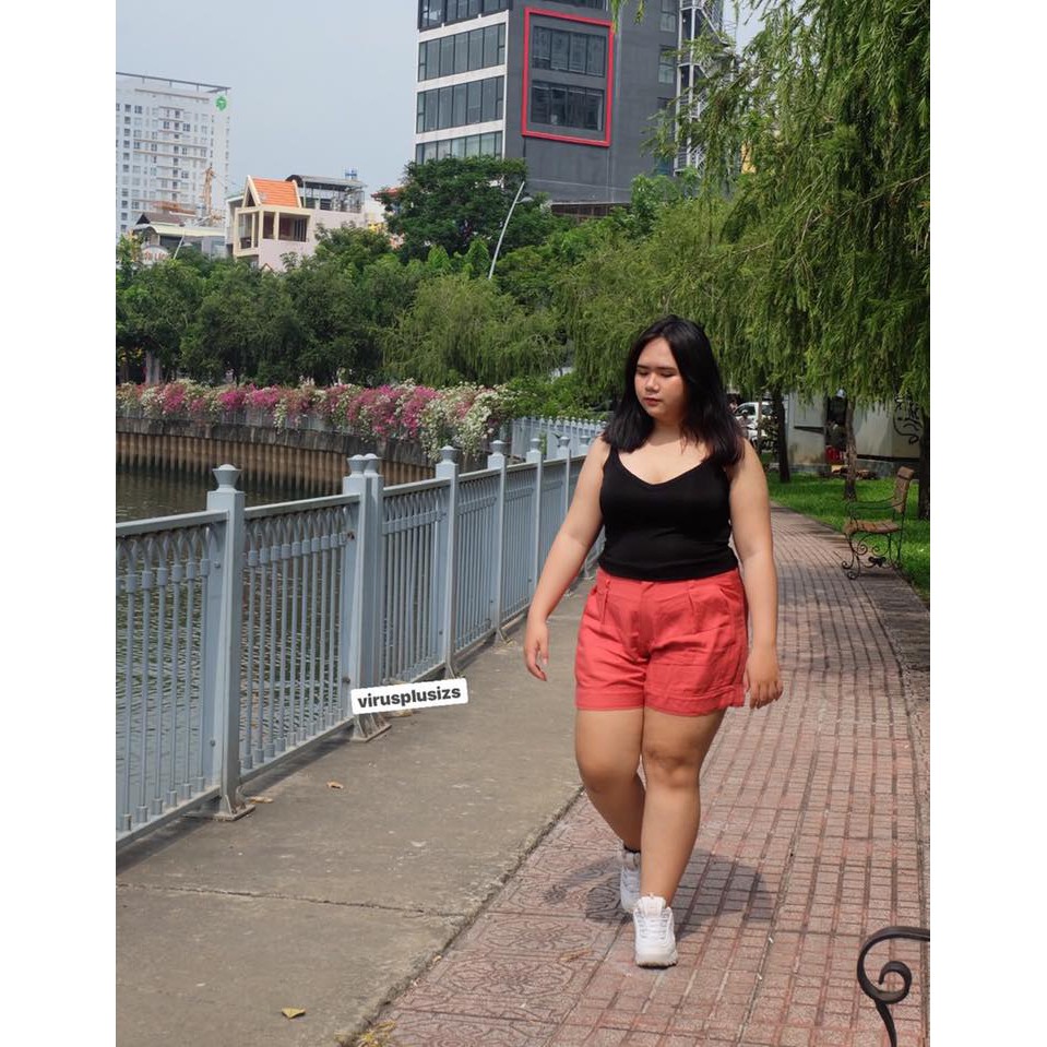 QUẦN SHORT SIMPLY STYLEDOC