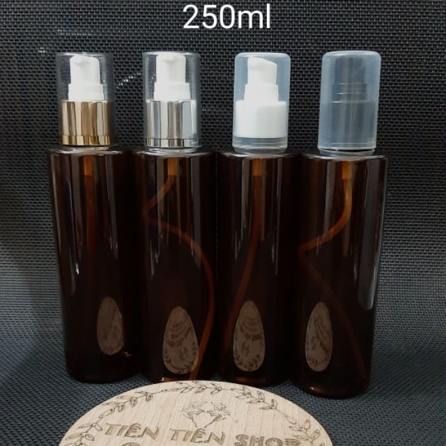 Chai nhựa nâu 200ml, 250ml vai vuông đầu xịt giọt