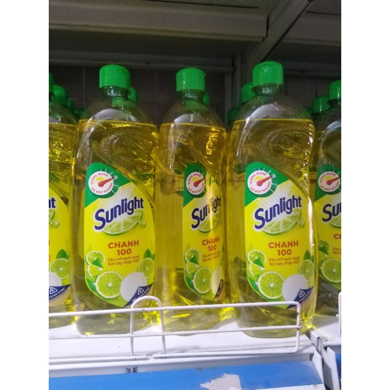 Nước rửa chén Sunlight chanh chai 750g