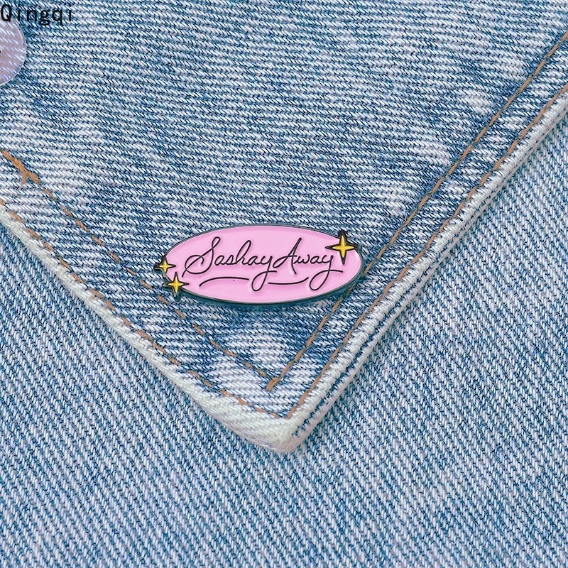 Ghim cài áo Miss Zoe hình bầu dục màu hồng xinh xắn