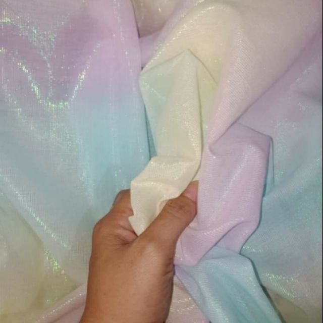 Vải thô cầu vồng.