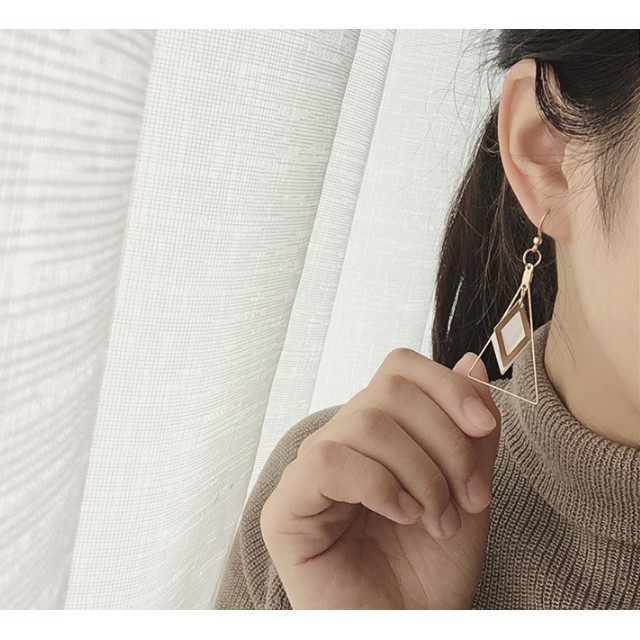 Bông Tai Thời Trang Hàn Quốc siêu hót sành điệu