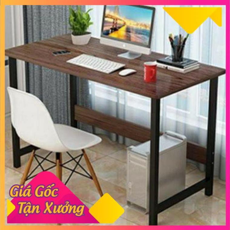 Bàn làm việc, Bàn học tập văn phòng, Bàn chân sắt U1 mã số BLV01.Đầy đủ ốc vít lắp ráp. Mặt gỗ công nghiệp