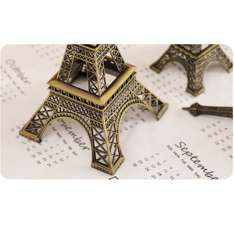 Mô hình tháp Eiffel trang trí bàn độc đáo kích thước tùy chọn