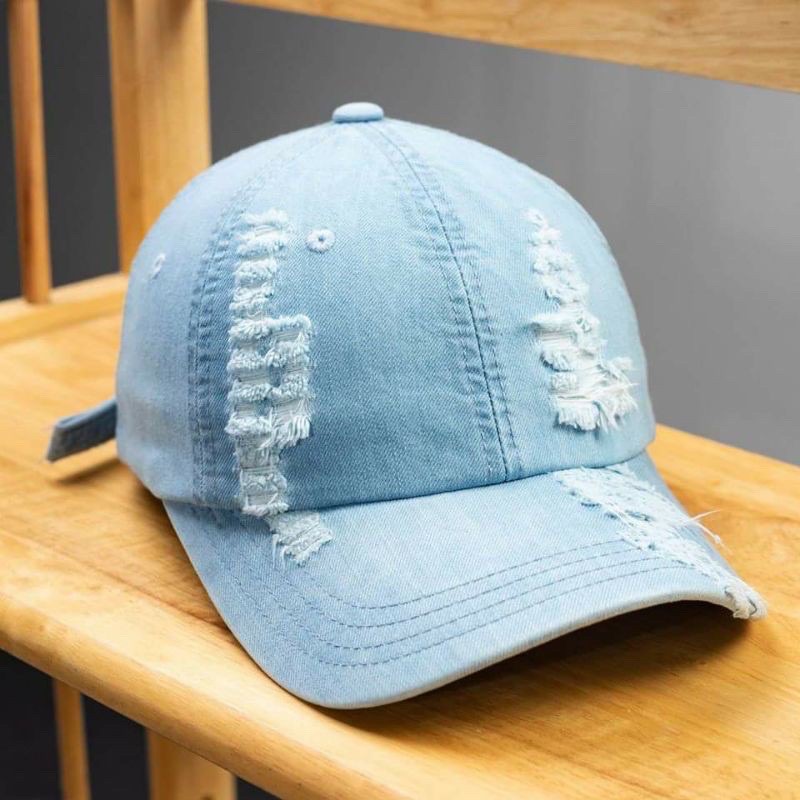 Nón Kết Jeans Rách Tưa Bụi Bặm