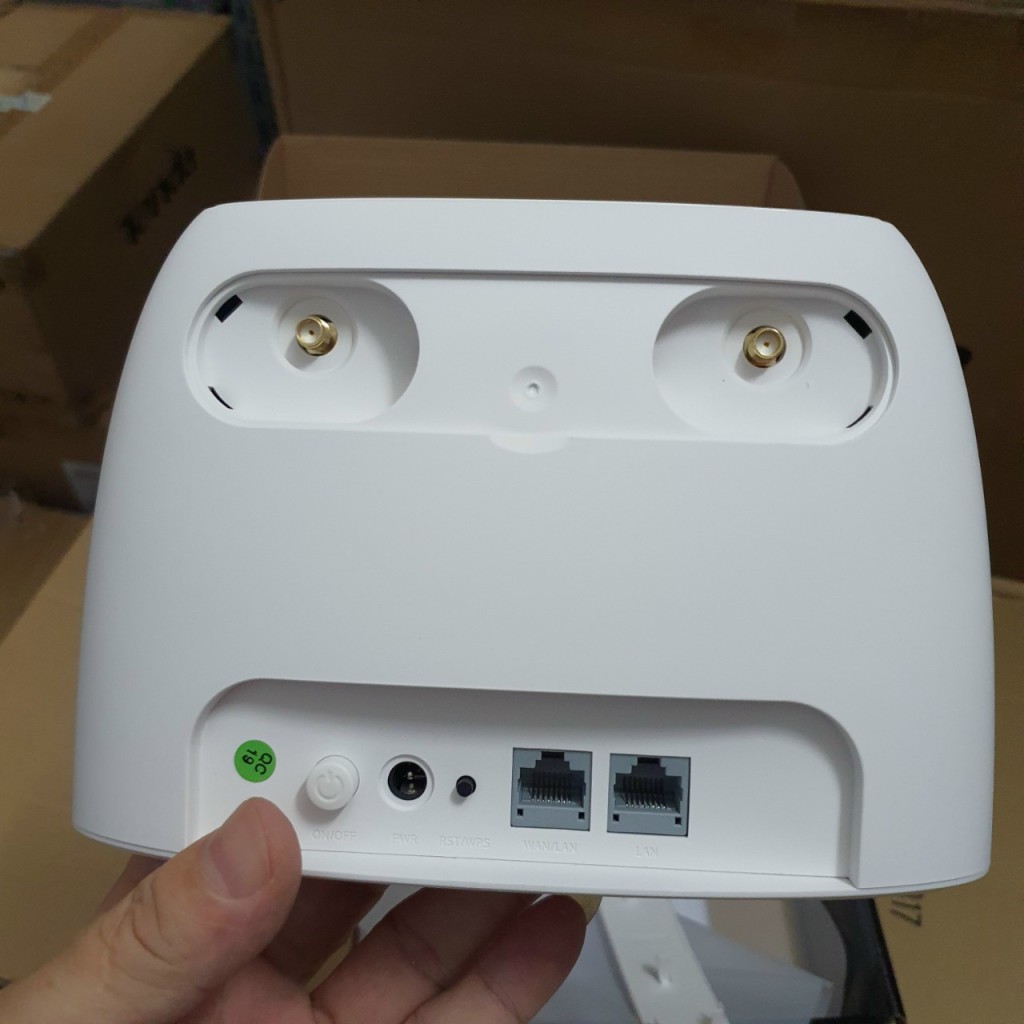 Bộ Phát Wifi 4G Tenda 4G03 CHÍNH HÃNG 36 THÁNG dành cho Xe Khách, Lắp Camera, khu vực chưa kéo mạng