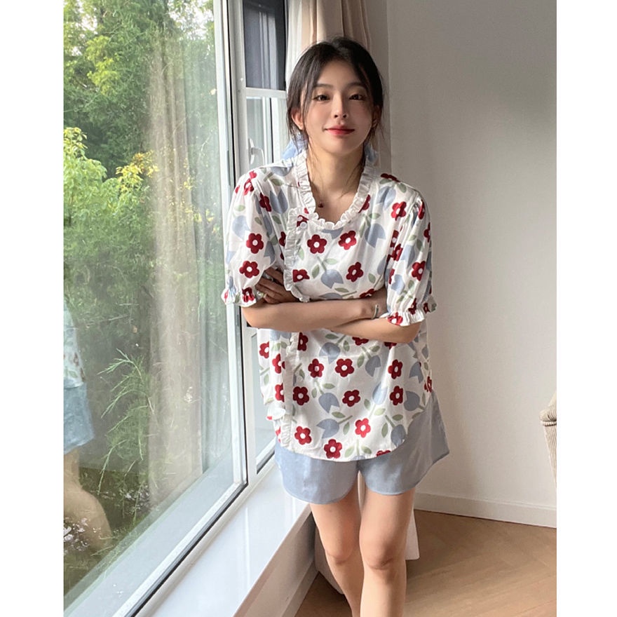 Bộ Đồ Ngủ Hai Mảnh Áo Tay Ngắn Dáng Rộng Vải Mỏng In Hoa Thời Trang Mùa Hè Cho Nữ