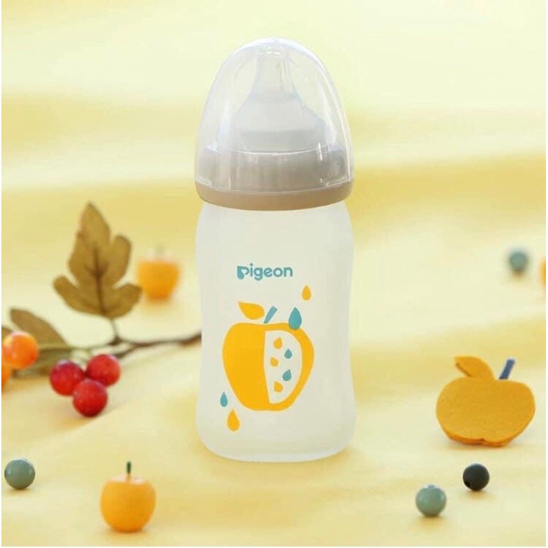 Bình sữa Pigeon Thuỷ tinh bọc Silicon cao cấp 240ml