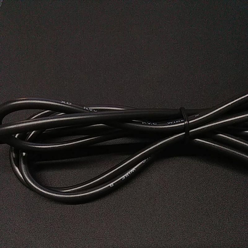 Dây nguồn máy tính